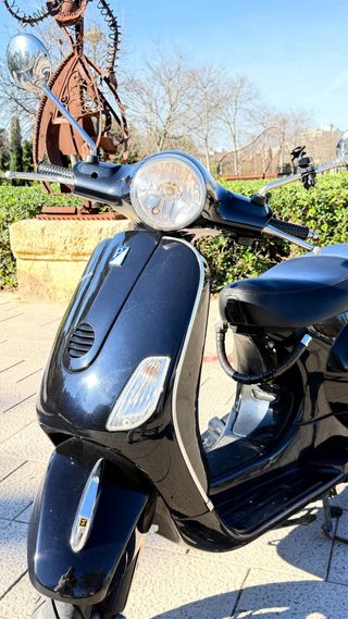 Vespa LX 50 Ciclomotor Negro