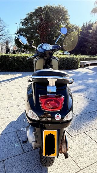 Vespa LX 50 Ciclomotor Negro