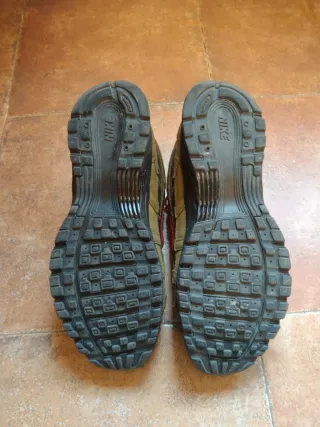 Zapatillas Nike Verde Oliva y Naranja