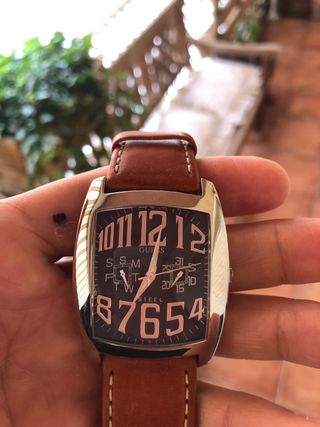 Reloj Guess hombre modelo 195215G3