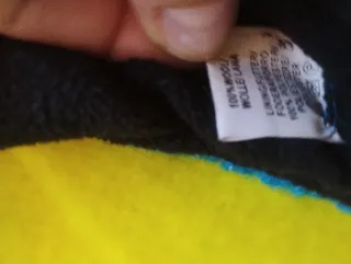 Divertido gorro de lana marca  PinkYak