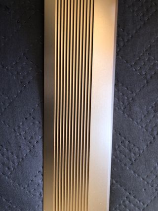 Umbral de transición dorado para piso