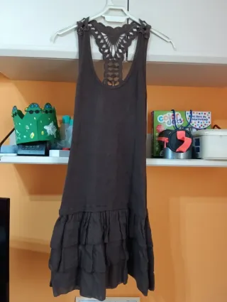 Lote de vestidos y faldas