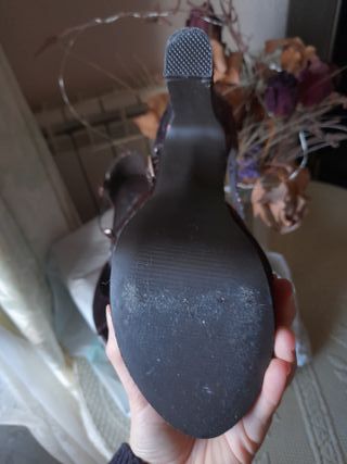 Zapatos de fiesta tacón alto de fiesta.