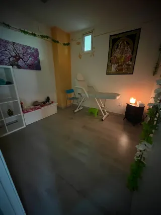 Alquiler de sala/cabina para estética en Parla