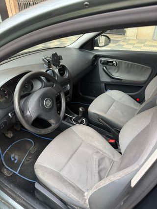 SEAT Ibiza 2004
