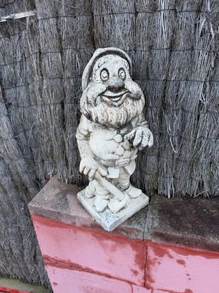 Blancanieves y enanito jardín