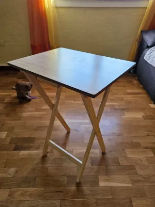 Mesa nueva auxiliar plegable de madera
