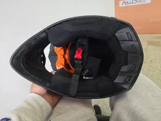 Casco Integral Cross Naranja y Negro Talla L.