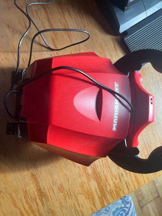 Volante PRO Mario Kart 8 Deluxe HORI + pedali (Non per bambini)