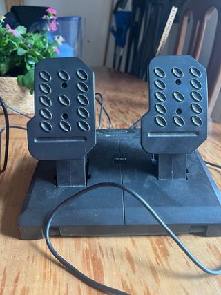 Volante PRO Mario Kart 8 Deluxe HORI + pedali (Non per bambini)