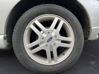 Ford Focus 2000