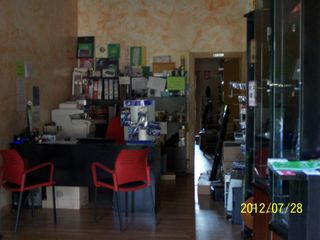 SE VENDE, TRASPASA O ALQUILA LOCAL