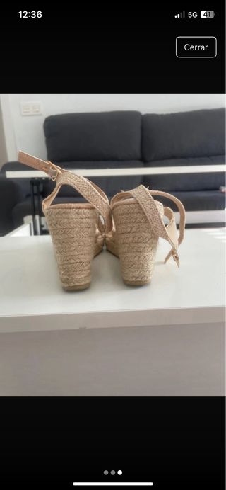 Sandalias doradas beige talla 38  marca esfera