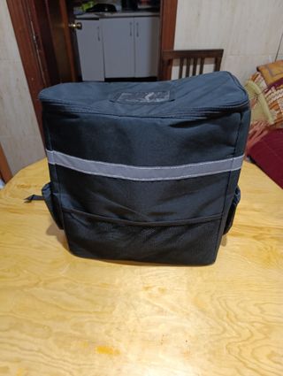 Mochila reparto comida negra