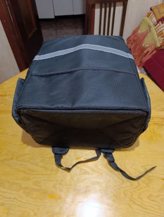 Mochila reparto comida negra