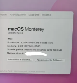 Apple iMac 16,2 All-in-One con tastiera e mouse