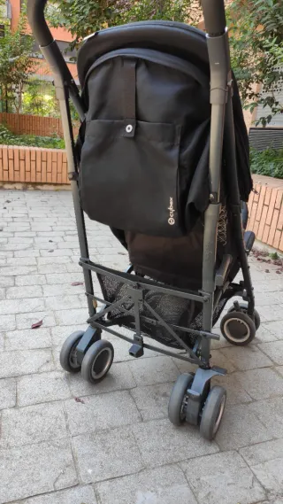 Silla de paseo Cybex Onyx negra
