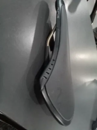 Sillín Fi'zi:k Kurve