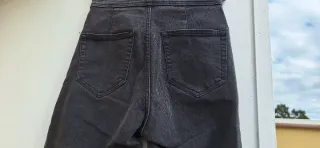 Pantalones pitillo negros cintura alta