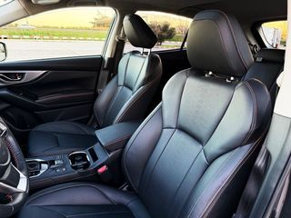 Subaru XV 1.6i Executive Plus Auto con TECHO SOLAR, CUERO...