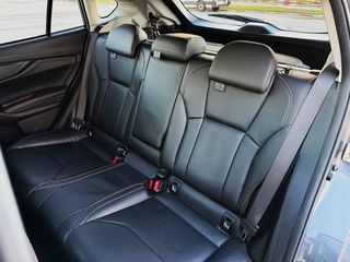 Subaru XV 1.6i Executive Plus Auto con TECHO SOLAR, CUERO...