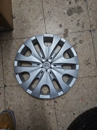 Tapacubos Citroën usado