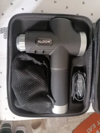 Pistola Masaje ALDOM con funda