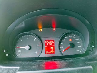 Volkswagen Crafter Ambulancia SOLO 25000 KMS!!!
