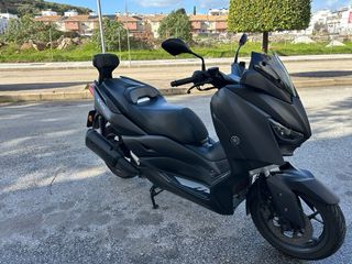 Yamaha XMAX 300