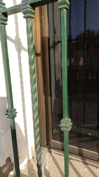 Reja de seguridad para ventana