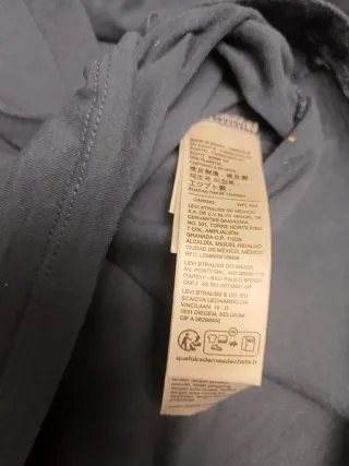 Camiseta Levi's Azul Logo Clásico