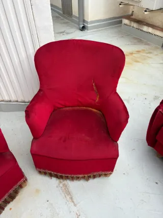 Sofá modular y butaca de terciopelo rojo vintage