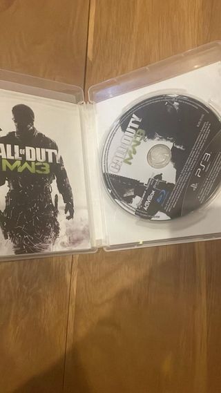 Controller PS3 e Gioco Call of Duty MW3