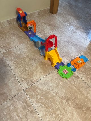 Pista de coches Tuc Tuc Bolidos