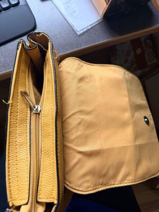 2 Mochilas, mostaza y rosa para uso diario