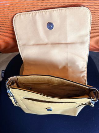 2 Mochilas, mostaza y rosa para uso diario