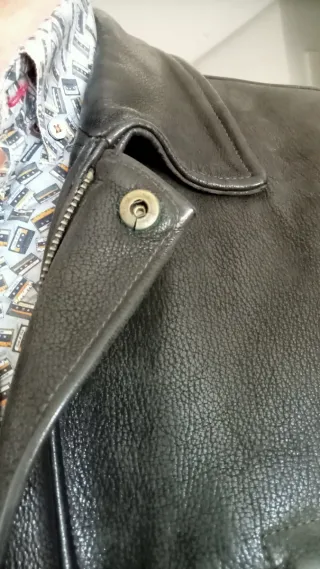 Cazadora de cuero marrón talla 54