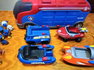 Colección Paw Patrol Vehículos y Figuras
