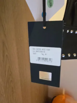 Cazadora JOHN  RICHMOND T.M en cuero