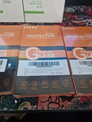 Protezioni schermo per iPhone 16 e Samsung S25 Edge