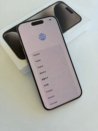 iPhone 15 Pro Titanio