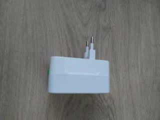 Adaptador universal para enchufes