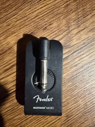Fender Mustang Micro Amplificador Guitarra