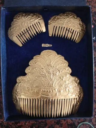 Peinetas Falleras Bañadas en Oro