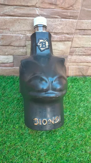 Botella Colección Pisco Negra