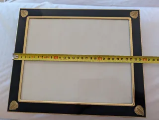 Marco de fotos vintage  negro y dorado