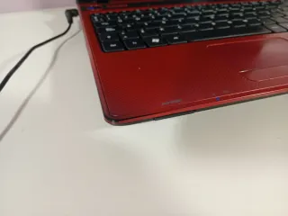 Portátil Acer Aspire 5336 Series PEW72