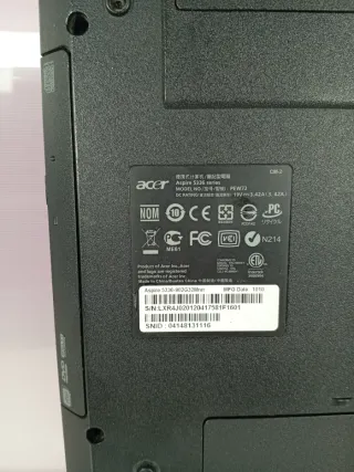 Portátil Acer Aspire 5336 Series PEW72