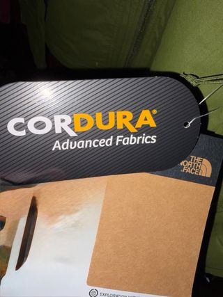 Chaqueta impermeable The North Face verde